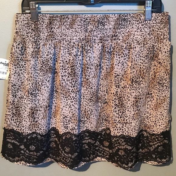 Charlotte Russe leopard print skirt - Picture 4 of 7